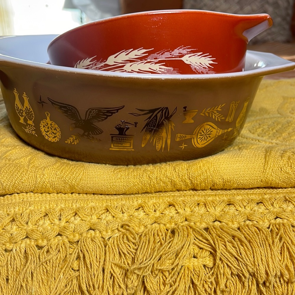 Pyrex Vintage Americana & Wheat Pattern Bowl and Casserole
